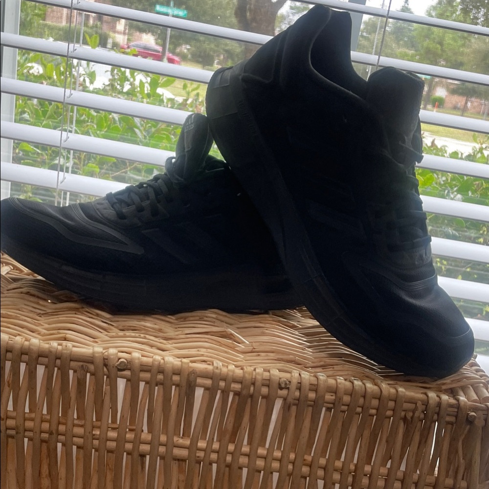 adidas Men's Triple Black Sneakers
